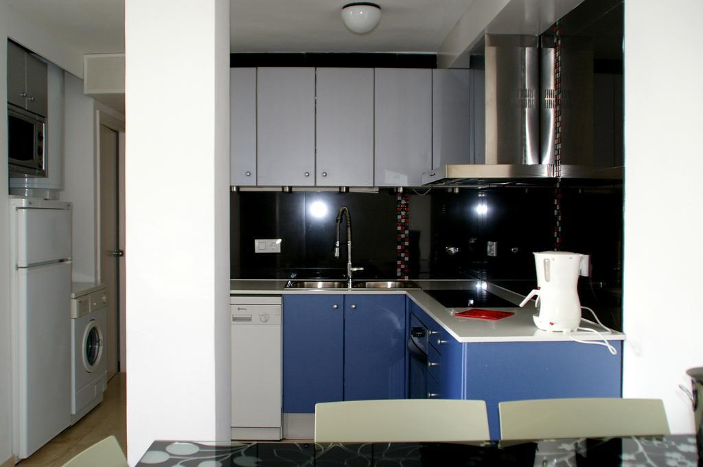 ל'אסטרטיט Apartamentos Centremar חדר תמונה