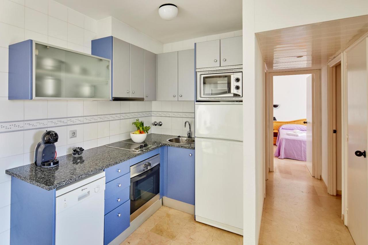 ל'אסטרטיט Apartamentos Centremar מראה חיצוני תמונה